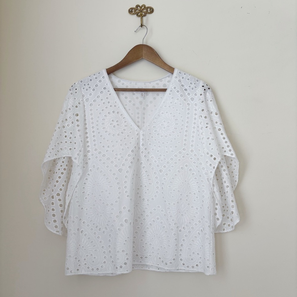 Anna Cate White Eyelet V Neck Nina Blouse XS Tuckernuck